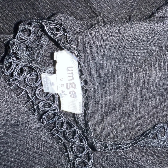 Umgee Laced Trim Flowy Tank Top - Picture 3 of 5